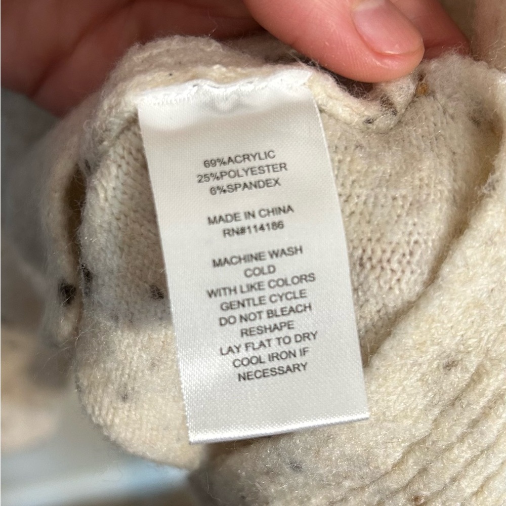 Retrology Women’s Cream Sweater, Size M (A2) - Picture 5 of 5